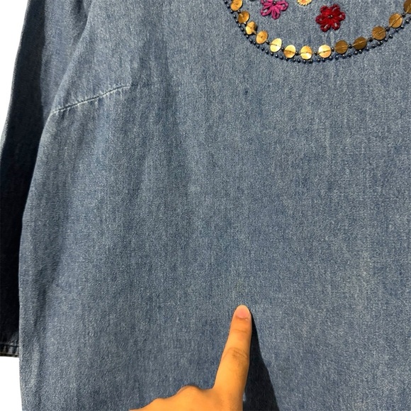 Passport Medium Denim Embroidered Beaded Boho Top Split Neck 3/4 Sleeve - Picture 3 of 7